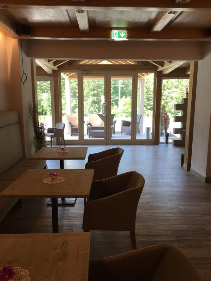 Hotel Ristorante Cacciatori 3*